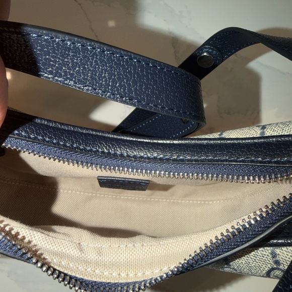 Gucci Monogram Blue and Red Shoulder Bag - Picture 4 of 4
